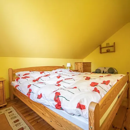 House Listomie Holiday home *