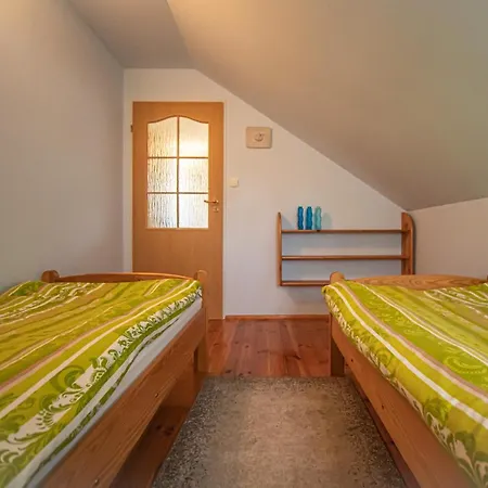 House Listomie * Kruszwin