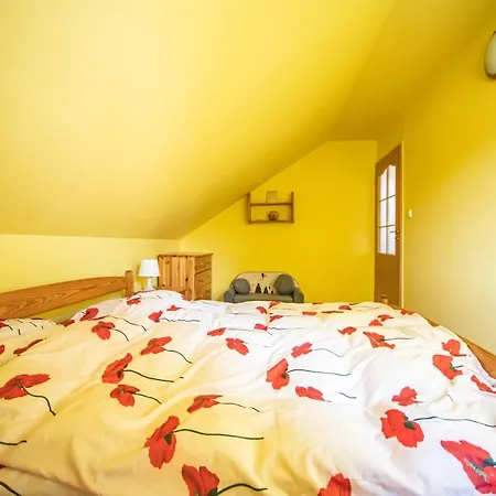 House Listomie * Kruszwin